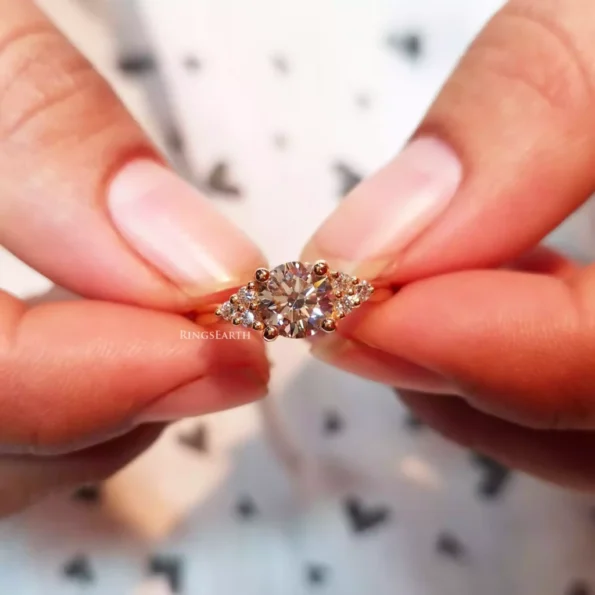 1ct round diamond ring