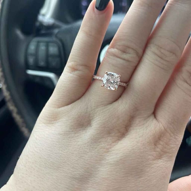 2 Carat Cushion Cut F Color VS1 IGI Certified Lab Diamond Engagement Ring in 14K Rose Gold – Classic Romantic Design photo review