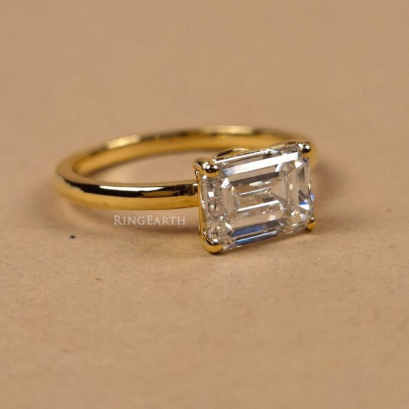 Comfort-Fit 18K Gold Band with Certified Emerald Lab Diamond – Side Profile