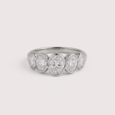 3.00ctw 5-Stone Oval Cut IGI Certified CVD Lab Diamond Ring in 14K Gold – Minimalist Bezel Setting