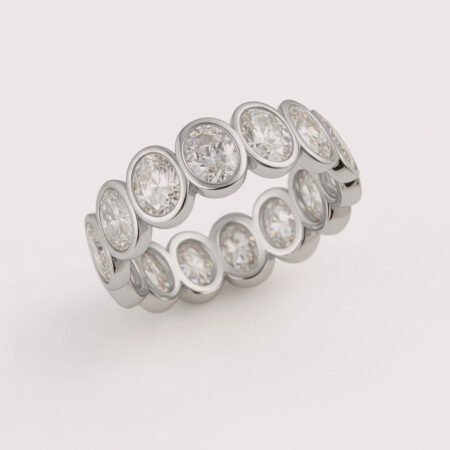Oval Cut 5–8ctw IGI Certified CVD Lab Diamond Eternity Band Ring in 10K Gold – Seamless Oval Sparkle