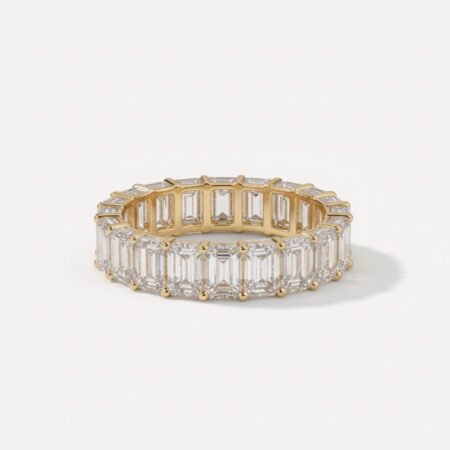4.50–7 CTW Emerald Cut IGI Certified Lab Diamond Eternity Band in 10K Gold