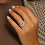 4.31ct EF VS1 IGI Certified Oval Cut Lab Diamond Three Stone Engagement Ring in 14K Gold – Trapezoid Side Stones