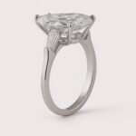 4.98ct EF VS1 IGI Certified Pear Cut Lab Diamond Engagement Ring in 14K Gold – Three Stone with Tapered Baguettes