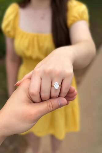 Click to view full screen 2.52Ct Oval CVD diamond engagement ring, Solitaire diamond ring in 14kt yellow gold RE726 photo review