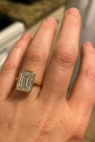 Click to view full screen 5.28ct Emerald Cut Bezel Set Lab Grown Diamond Engagement Ring in 10K/14K/18K Gold – IGI Certified photo review