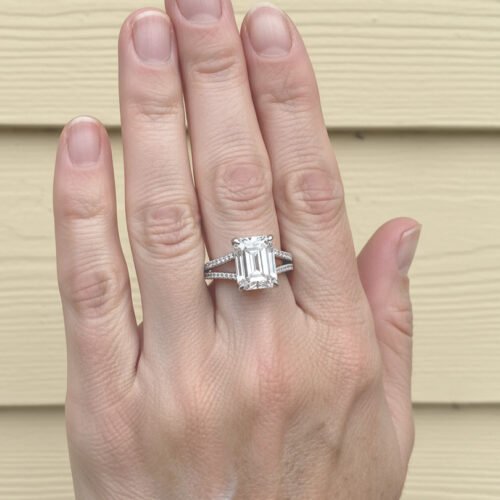Beyoncé Inspired 3ct Emerald Cut Lab Diamond Engagement Ring with Split Shank – IGI Certified Gold Ring photo review