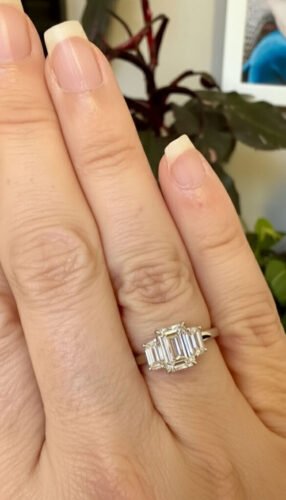 Emerald Cut 3.01ct Lab Grown Diamond Ring with Trapezoid Side Stones – 10K/14K/18K Gold – IGI Certified photo review