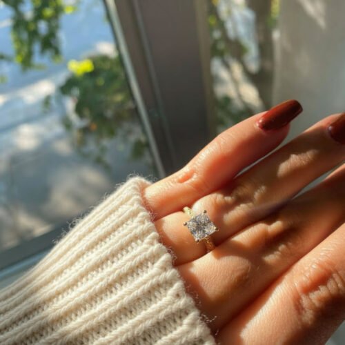 Click to view full screen Princess 3.0 ct DEF Color VS1 Clarity IGI Certified Lab Diamond Engagement Ring in 14 K Yellow Gold – Engraved Vine Filigree Vintage Style photo review