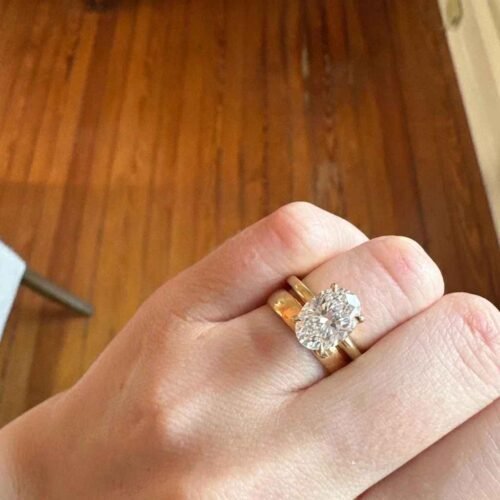 IGI CERTIFIED 2.19 Carat F/VS1 Oval Cut Diamond Solitaire Hidden Halo Engagement Ring, 14K Yellow Gold RE749 photo review