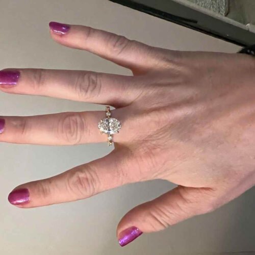 Oval 1.5 Carat F VS1 IGI Certified Lab Diamond Hidden Halo Engagement Ring in 14K Gold – Delicate Side Diamonds photo review