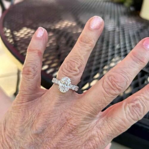 3 Carat Oval E VVS1 IGI Certified Lab Diamond Engagement Ring in 14K Gold – Hidden Halo Setting photo review