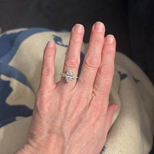 Click to view full screen 2.5ct Marquise Cut E-F VS1 IGI Certified Lab Diamond Engagement Ring in 14K Yellow Gold – Pear Side Stones photo review