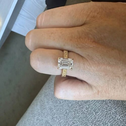 Emerald 2.0 ct DEF Color VS1 Clarity IGI Certified Lab Diamond Engagement Ring in 14 K Yellow Gold – Engraved Vine Filigree Vintage Style photo review