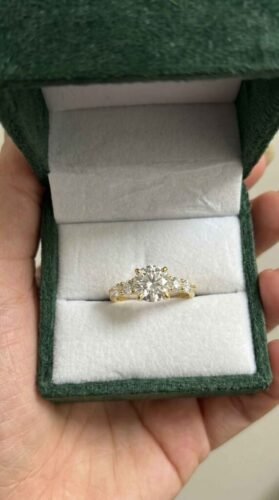 1.50 Carat Round Cut E/VS1 IGI Certified Lab Grown Diamond Engagement Ring in 14K Gold photo review