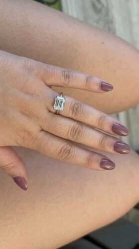 1.69 Carat EAST-WEST IGI Certified E Color VS1 Clarity Emerald Cut Lab Grown Diamond Solitaire Engagement Ring 14k Gold Trendy Style RE390 photo review